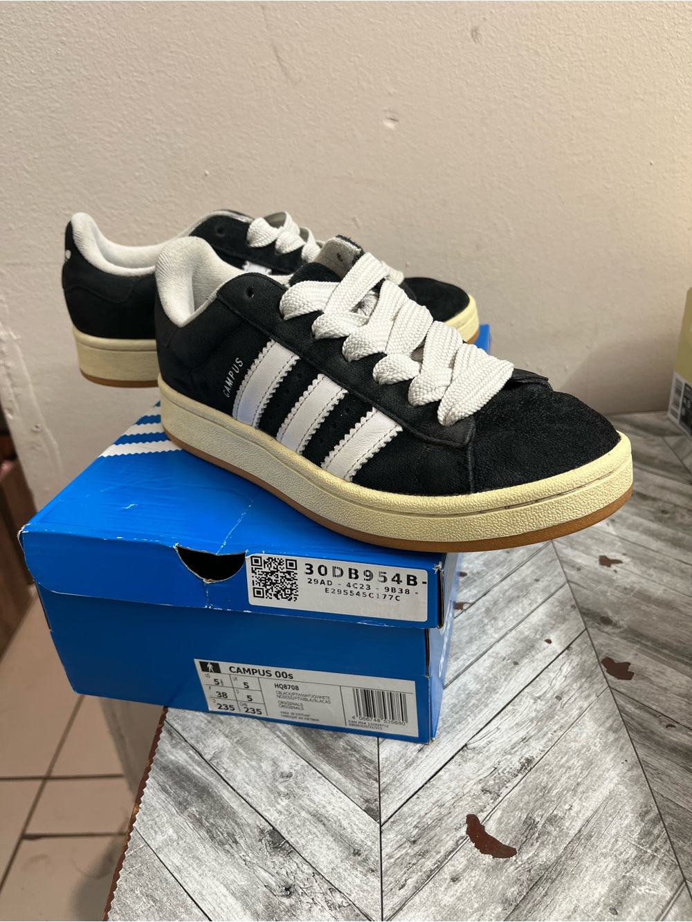 adidas Blue Campus 00s Shoe Box with Label